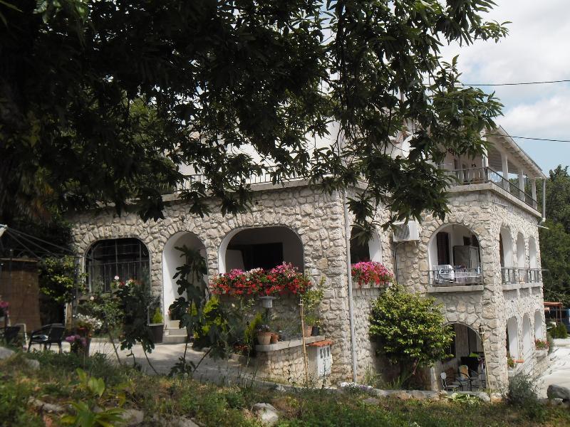 Apartments Kestenovi Dvori Opatija Eksteriør bilde